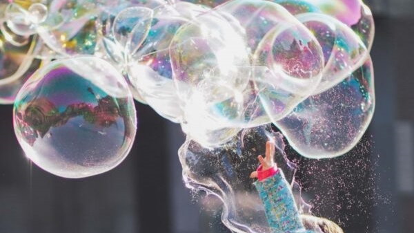 giant bubbles